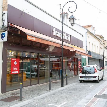 La Teranga - Wifi - Coeur De Ville - Gare Les Mureaux Buitenkant foto