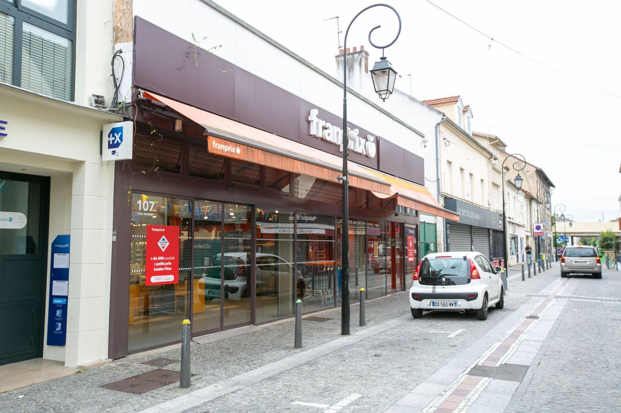 La Teranga - Wifi - Coeur De Ville - Gare Les Mureaux Buitenkant foto